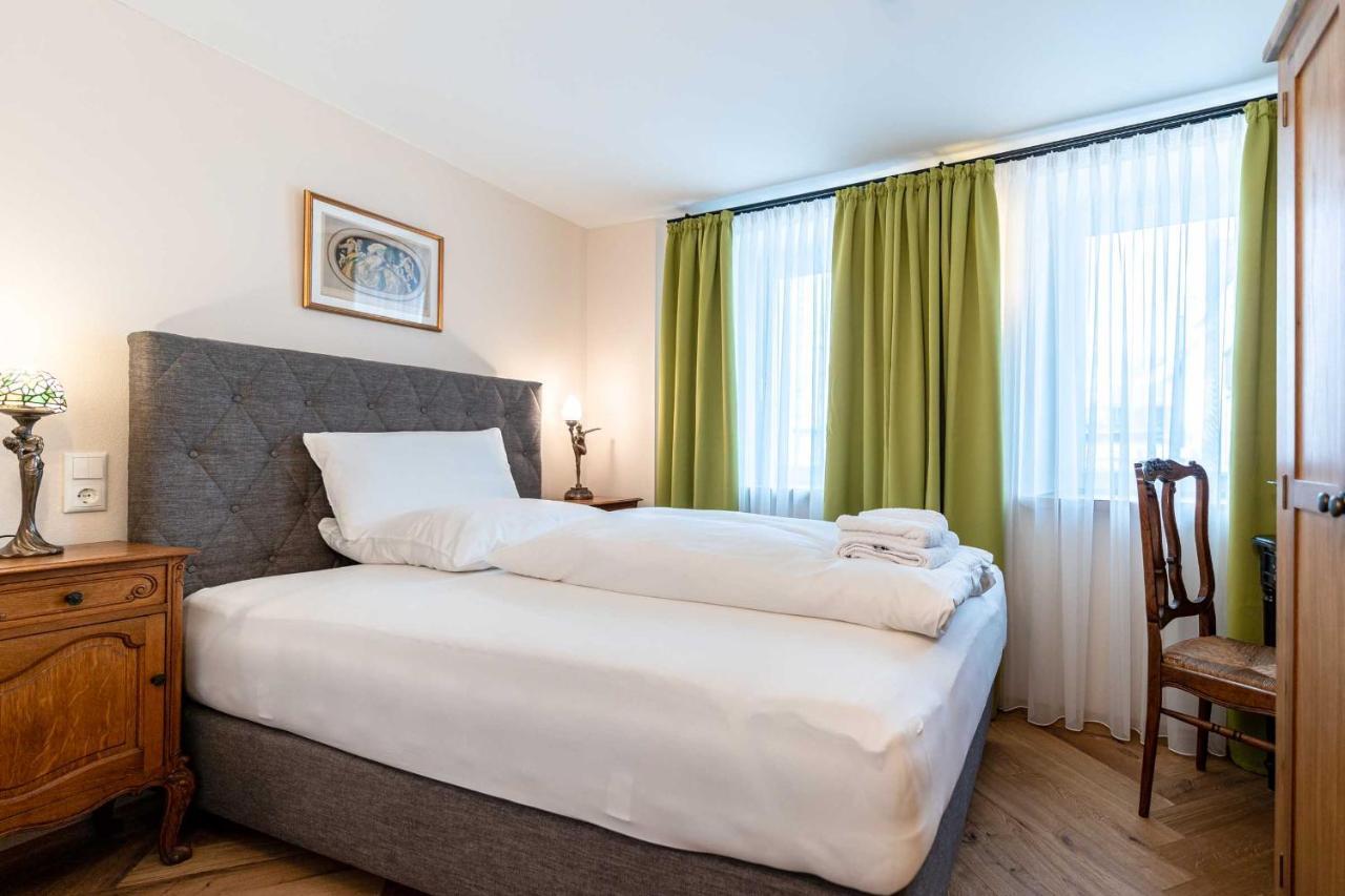 ויילהיים אין אוברבאיירן Altstadthotel Bachbraeu מראה חיצוני תמונה